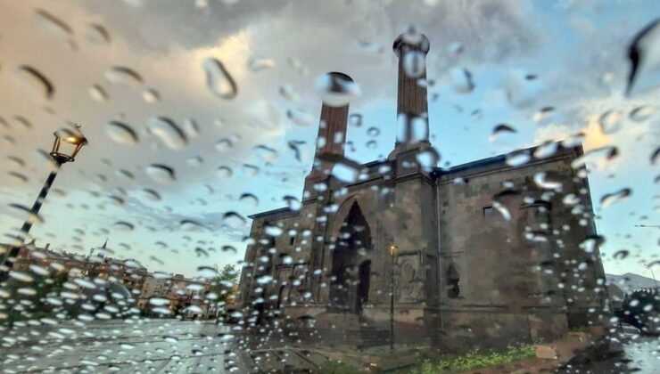 Meteoroloji Erzurum’un 8 ilçesinde sarı kodlu kuvvetli sağanak uyarısı verdi