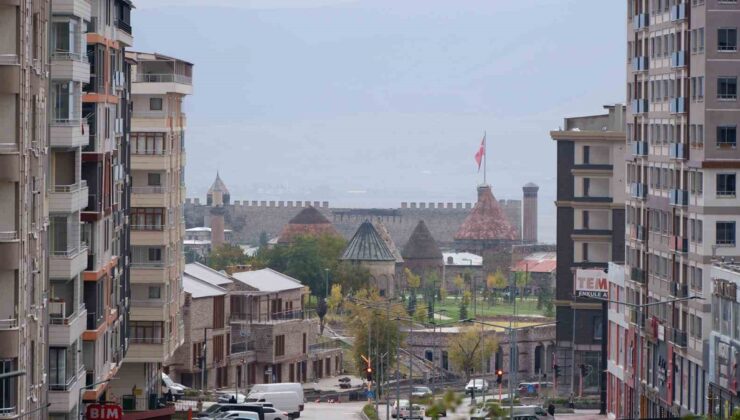 Meteoroloji Genel Müdürlüğü, Erzincan ve Bayburt için 80 km/sa fırtına uyarısı yaptı
