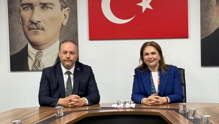 MHP Edirne İl Başkanı Biçer, AK Parti İl Başkanlığını ziyaret ederek İba ile görüştü