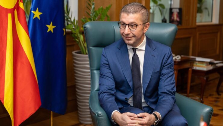Mickoski, Türkiye’nin Üsküp Büyükelçisi Aktaş’ı Başbakanlıkta kabul etti