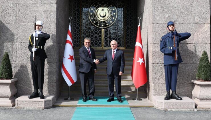 Milli Savunma Bakanı Güler, KKTC Başbakanı Üstel ile Bakanlıkta görüştü