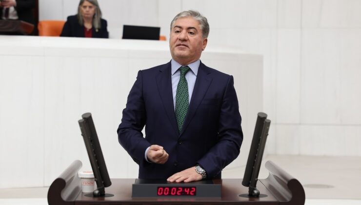 Murat Emir, Halk TV’ye kayyım atanmasına ‘açık hava hapishanesi’ diyerek tepki verdi