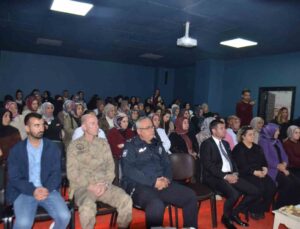 Muş Bulanık’ta ‘Ailenin Gücü’ seminerinde ailelere iş birliği çağrısı yapıldı