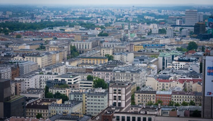 Polonya Başbakanı Tusk, 2027-2031’de nüfusun korunmasına 26,45 milyar dolar yatıracak