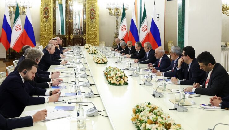 Putin ve Pezeşkiyan Moskova’da görüştü, ticaret hacmi ilk 8 ayda yüzde 10,4 arttı