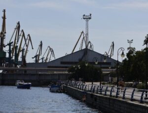 Rusya, Herson’a yönelik saldırılarını 27 Ekim’de geçici ateşkes için durduracak