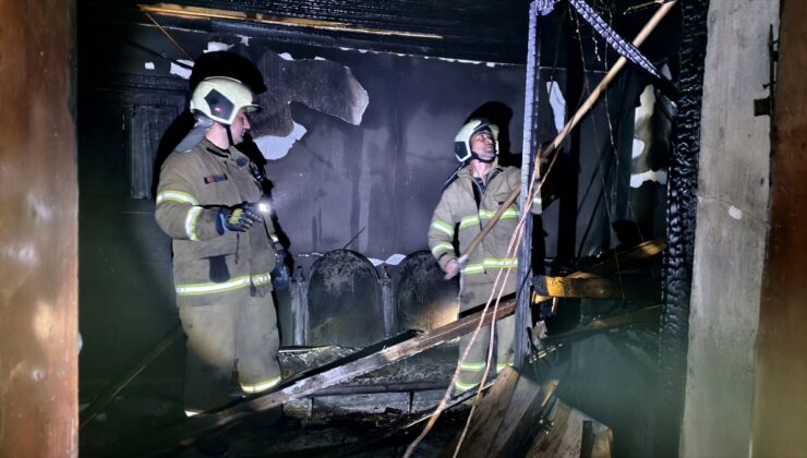 Safranbolu’da 200 yıllık konakta çıkan yangın söndürüldü, giriş katında hasar oluştu
