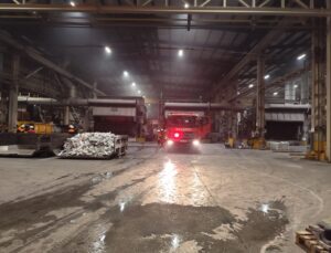 Sakarya Akyazı’da alüminyum fabrikasında yangında yaralanan işçi hayatını kaybetti