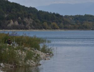 Sakarya’daki sağanak sonrası Sapanca Gölü’nde su seviyesi 75 santimetre yükseldi
