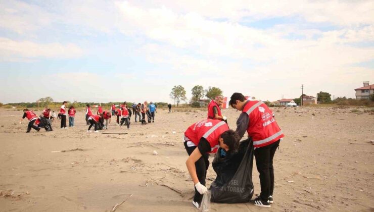 Samsun Vakıflar Bölge Müdürlüğü nehir temizliyor, piknik alanı düzenliyor