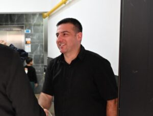 Sinop’ta alabora olan teknede polis memuru yaşamını yitirdi, meslektaşı aranıyor