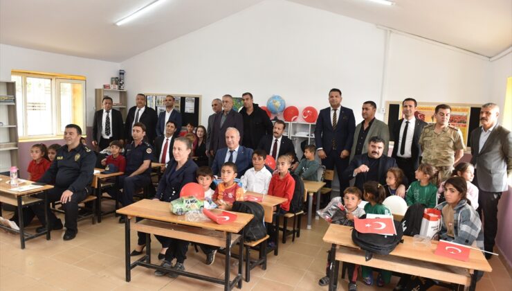 Siverek’te denetimli serbestlik hükümlüleri Sabancı İlkokulu’nu eğitime hazırladı