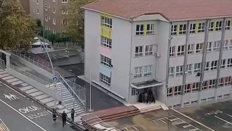 Sultangazi’de Nurettin Uzun İlkokulu’nun istinat duvarı çöktü, öğrenciler dersteydi