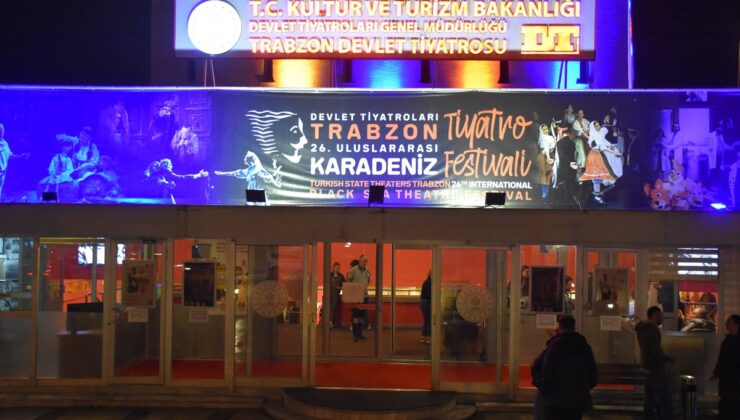 Trabzon Devlet Tiyatrosu yeni sezonu ‘Töre’ ile açtı, 70 bin seyirciyi aşmayı hedefliyor