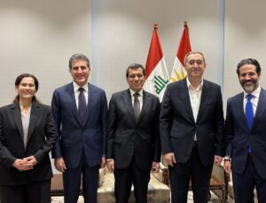 Tuncer Bakırhan, Erbil’deki MERI Forumunda Barzani ve Talabani ile bir araya geldi