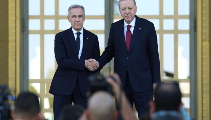 Türk-Kanada ilişkilerinde bir ilk! Başbakan, Ankara’da resmi törenle karşılandı