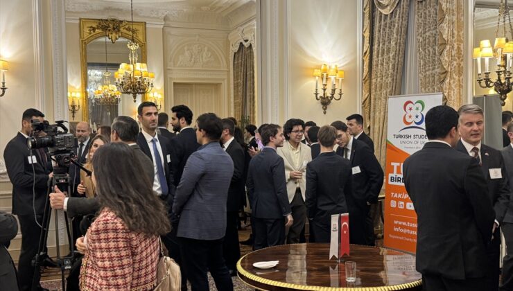 TUSU’nun Londra’da düzenlediği akademik yıl resepsiyonuna Büyükelçi Ertaş katıldı