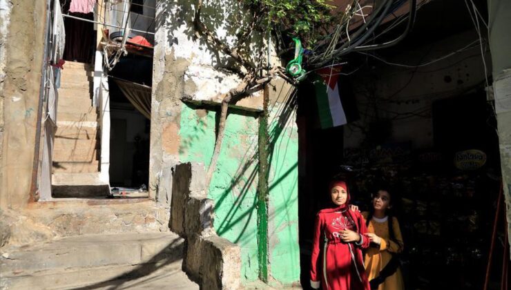 UNICEF, Lübnan’da çatışma nedeniyle 4/5 hanenin ihtiyaçlarda zorlandığını bildirdi