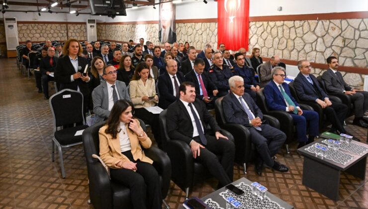 Vali Uğur Turan, Kırklareli’nde il idare şube başkanlarıyla bir araya geldi