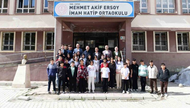 Van İl Milli Eğitim Müdürü Çandıroğlu, Çatak’ta DYK kurslarını inceledi