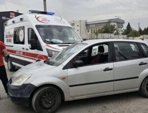 Yavuz Selim Mahallesi’nde otomobil ile ambulans çarpıştı, yaralanan olmadı