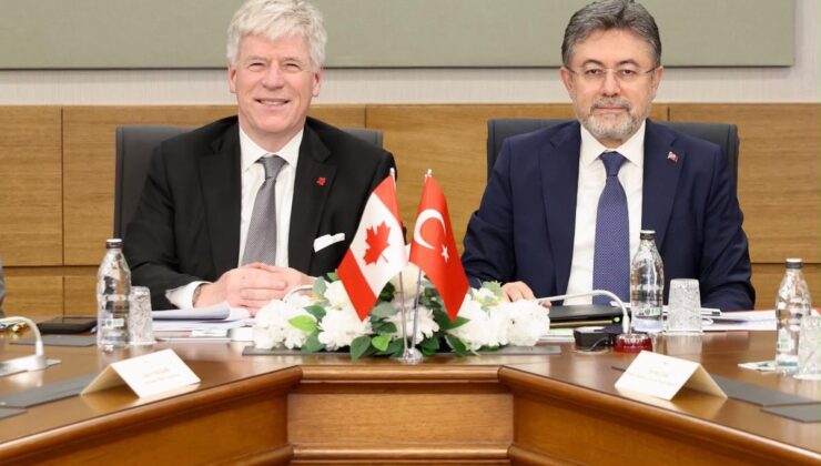 Yumaklı, Kanada Enerji Bakanı Hodgson ile orman yangınlarında işbirliğini görüştü