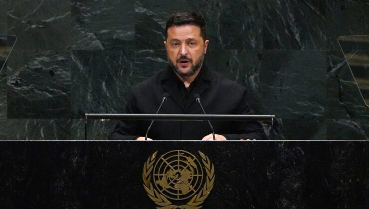 Zelenskiy’den ateşkes mesajı: Cephede operasyonları durdurmaya hazırız, toprak vermeyiz