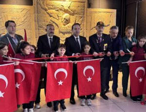 Zonguldak’ta ortaokul öğrencilerinin emeğiyle hazırlanan 18 Mart Çanakkale Zaferi rölyefinin açılışı yapıldı